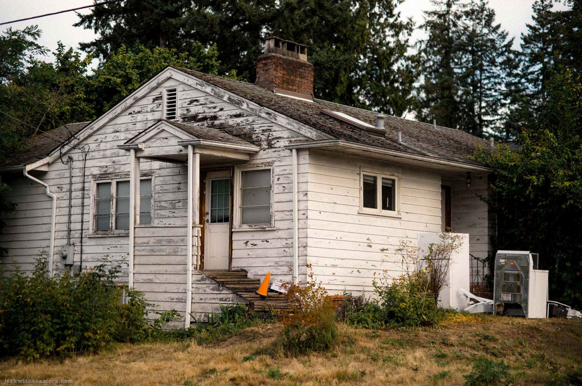 Found an old house during my travels today!